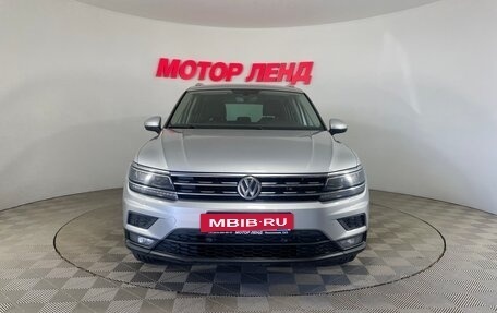 Volkswagen Tiguan II, 2017 год, 2 025 000 рублей, 2 фотография