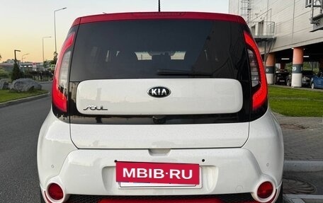 KIA Soul II рестайлинг, 2015 год, 1 200 000 рублей, 3 фотография