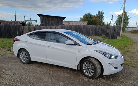 Hyundai Elantra V, 2015 год, 1 300 000 рублей, 3 фотография
