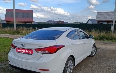 Hyundai Elantra V, 2015 год, 1 300 000 рублей, 4 фотография