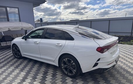 KIA K5, 2021 год, 2 700 000 рублей, 2 фотография