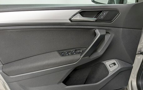 Volkswagen Tiguan II, 2017 год, 2 090 000 рублей, 11 фотография