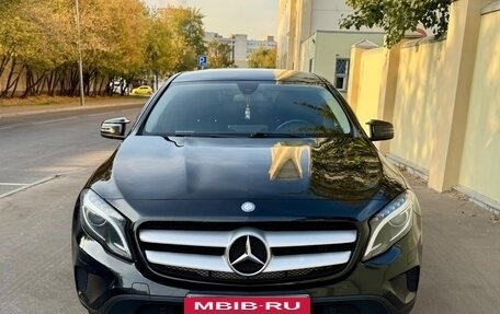 Mercedes-Benz GLA, 2015 год, 1 850 000 рублей, 2 фотография