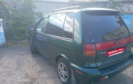 Mitsubishi Space Runner II, 1994 год, 250 000 рублей, 8 фотография