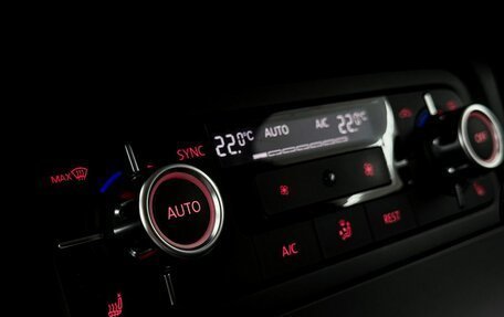 Volkswagen Touareg III, 2013 год, 3 200 000 рублей, 11 фотография