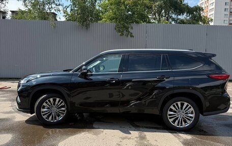 Toyota Highlander, 2025 год, 5 150 000 рублей, 3 фотография