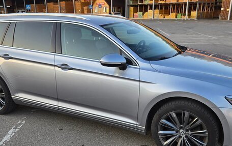 Volkswagen Passat B8 рестайлинг, 2020 год, 3 070 000 рублей, 3 фотография