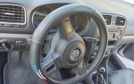 Volkswagen Golf VI, 2010 год, 650 000 рублей, 4 фотография