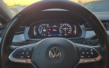 Volkswagen Passat B8 рестайлинг, 2020 год, 3 070 000 рублей, 11 фотография