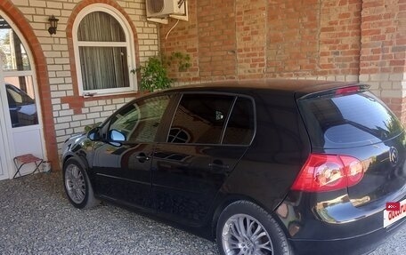 Volkswagen Golf V, 2004 год, 420 000 рублей, 2 фотография
