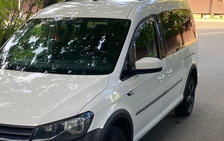 Volkswagen Caddy IV, 2018 год, 2 370 000 рублей, 2 фотография