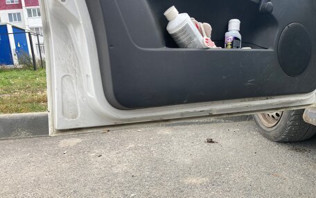 Volkswagen Polo III рестайлинг, 2001 год, 250 000 рублей, 8 фотография