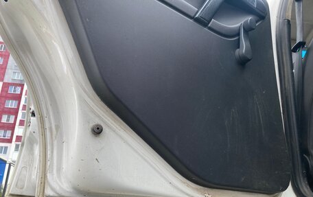 Volkswagen Polo III рестайлинг, 2001 год, 250 000 рублей, 9 фотография