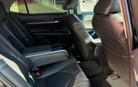 Toyota Camry, 2020 год, 2 900 000 рублей, 8 фотография