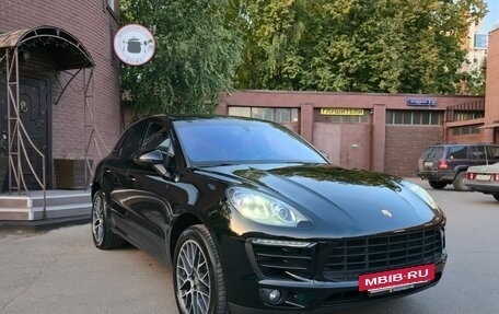 Porsche Macan I рестайлинг, 2015 год, 3 300 000 рублей, 3 фотография