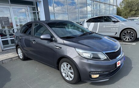 KIA Rio III рестайлинг, 2016 год, 940 000 рублей, 2 фотография