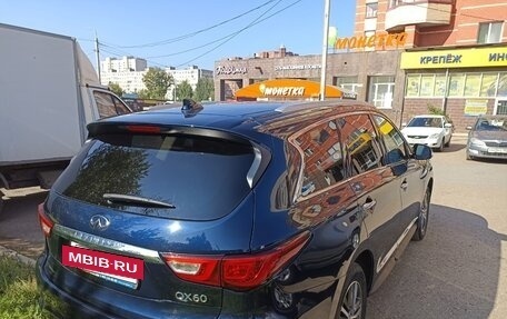 Infiniti QX60 I рестайлинг, 2017 год, 2 290 000 рублей, 5 фотография