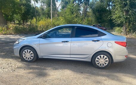 Hyundai Solaris II рестайлинг, 2011 год, 655 000 рублей, 7 фотография