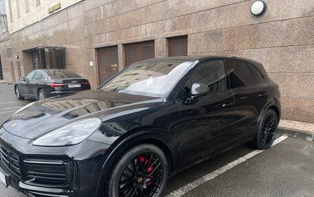 Porsche Cayenne III, 2021 год, 12 500 000 рублей, 2 фотография