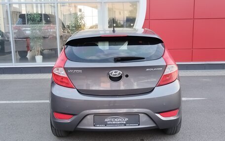 Hyundai Solaris II рестайлинг, 2013 год, 700 000 рублей, 6 фотография