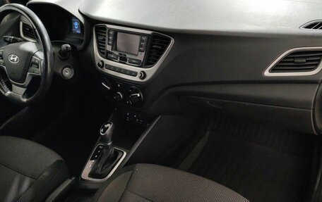 Hyundai Solaris II рестайлинг, 2018 год, 1 130 000 рублей, 14 фотография