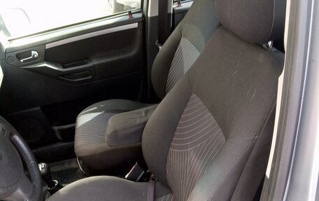 Opel Meriva, 2006 год, 290 000 рублей, 17 фотография