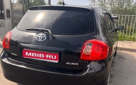 Toyota Auris II, 2008 год, 600 000 рублей, 3 фотография