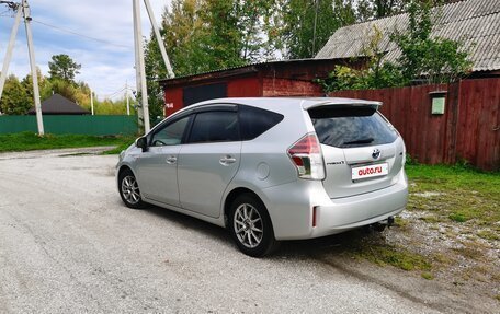Toyota Prius Alpha I (ZVW40/41), 2015 год, 1 430 000 рублей, 4 фотография