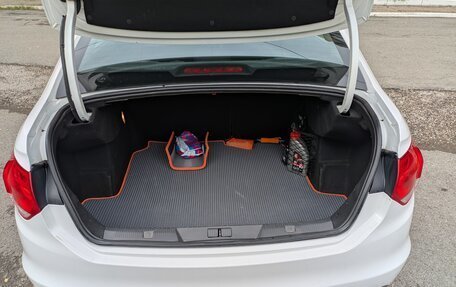 Citroen C4 II рестайлинг, 2015 год, 1 000 000 рублей, 15 фотография