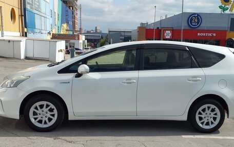 Toyota Prius Alpha I (ZVW40/41), 2012 год, 1 330 000 рублей, 5 фотография