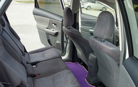 Toyota Prius Alpha I (ZVW40/41), 2012 год, 1 330 000 рублей, 13 фотография
