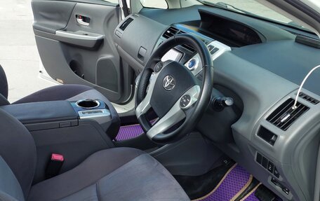 Toyota Prius Alpha I (ZVW40/41), 2012 год, 1 330 000 рублей, 14 фотография