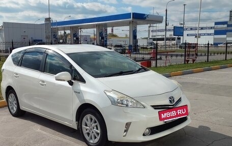 Toyota Prius Alpha I (ZVW40/41), 2012 год, 1 330 000 рублей, 7 фотография