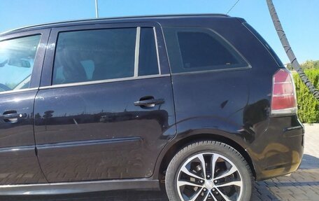 Opel Zafira B, 2007 год, 650 000 рублей, 14 фотография