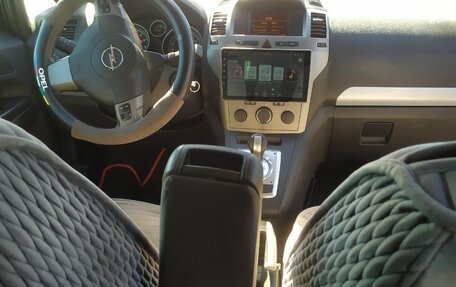 Opel Zafira B, 2007 год, 650 000 рублей, 24 фотография