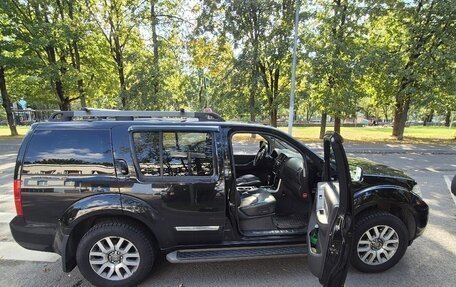 Nissan Pathfinder, 2013 год, 2 050 000 рублей, 3 фотография