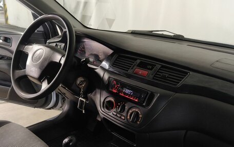 Mitsubishi Lancer IX, 2004 год, 249 000 рублей, 8 фотография