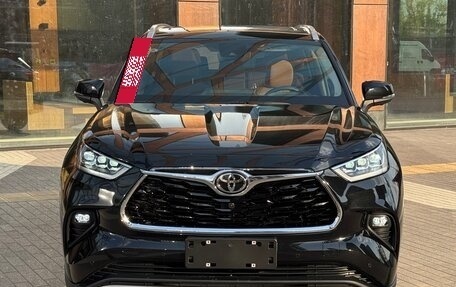 Toyota Highlander, 2025 год, 4 799 000 рублей, 3 фотография