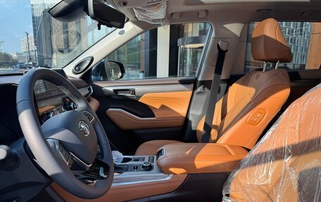 Toyota Highlander, 2025 год, 4 799 000 рублей, 12 фотография