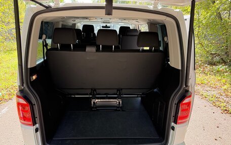 Volkswagen Caravelle T6 рестайлинг, 2018 год, 3 950 000 рублей, 16 фотография