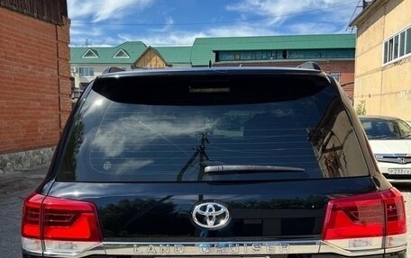 Toyota Land Cruiser 200, 2016 год, 6 800 000 рублей, 10 фотография