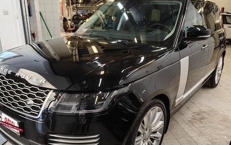 Land Rover Range Rover IV рестайлинг, 2018 год, 5 900 000 рублей, 2 фотография