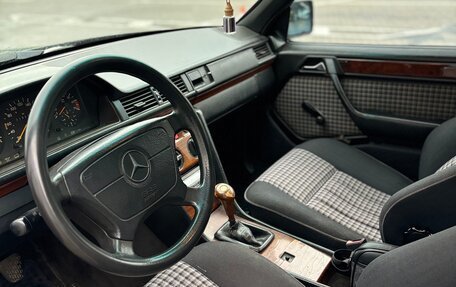 Mercedes-Benz W124, 1992 год, 250 000 рублей, 7 фотография