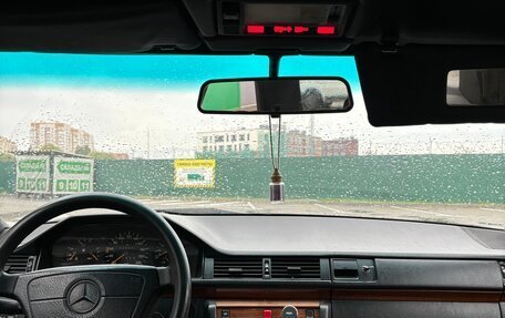Mercedes-Benz W124, 1992 год, 250 000 рублей, 9 фотография
