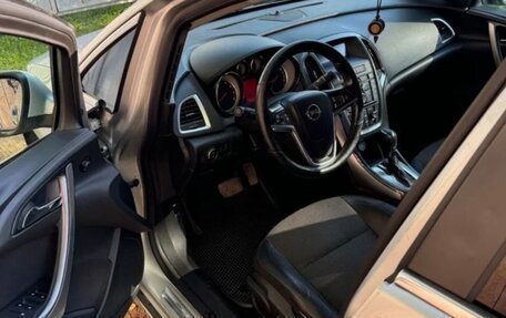 Opel Astra J, 2012 год, 600 000 рублей, 3 фотография