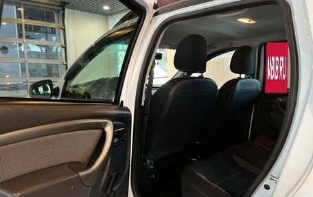 Renault Duster I рестайлинг, 2017 год, 1 110 000 рублей, 22 фотография