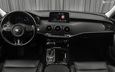 KIA Stinger I, 2019 год, 2 980 000 рублей, 10 фотография