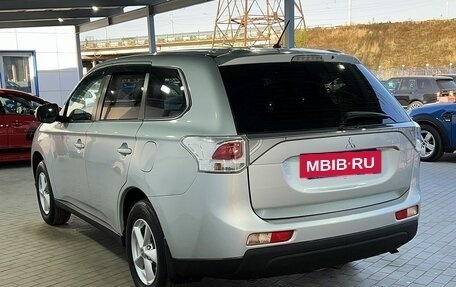 Mitsubishi Outlander III рестайлинг 3, 2014 год, 1 499 000 рублей, 3 фотография