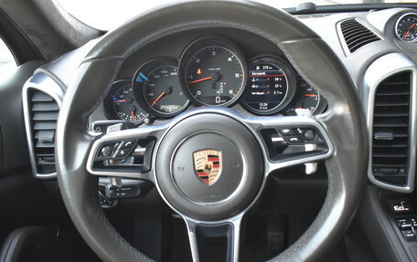 Porsche Cayenne III, 2016 год, 3 197 000 рублей, 11 фотография