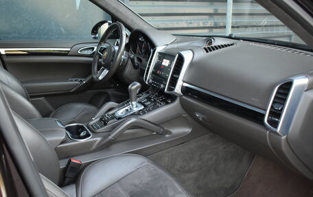 Porsche Cayenne III, 2016 год, 3 197 000 рублей, 15 фотография